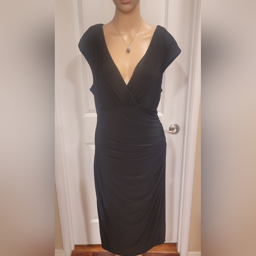 Lauren Ralph Lauren Ruched Sheath Dress Gorgeous Black V Neck Cap Sleeve